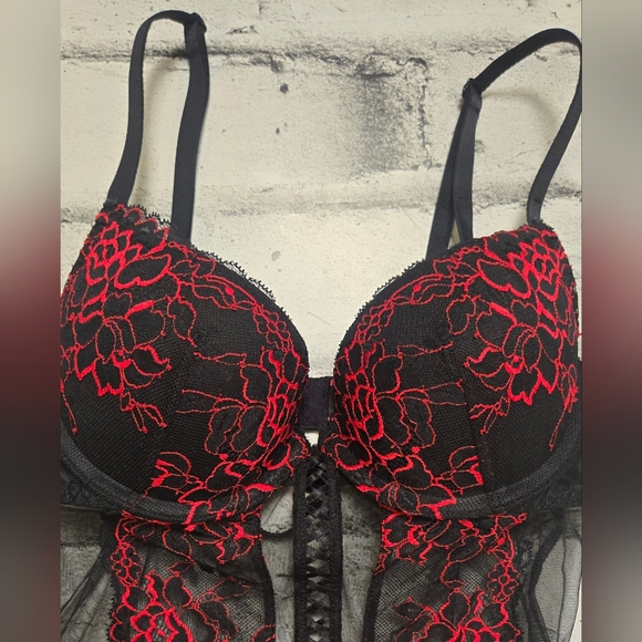 La Senza Black Red Lace Bustier Corset Garter XS - Picture 3 of 12